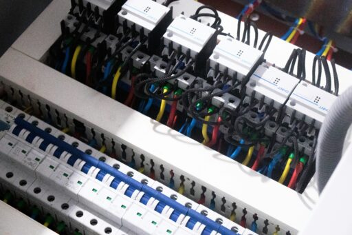 panel listrik